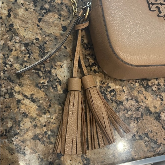 Tory Burch Beige/Biscotti Tan Leather Tassel Crossbody Bag - Picture 3 of 5